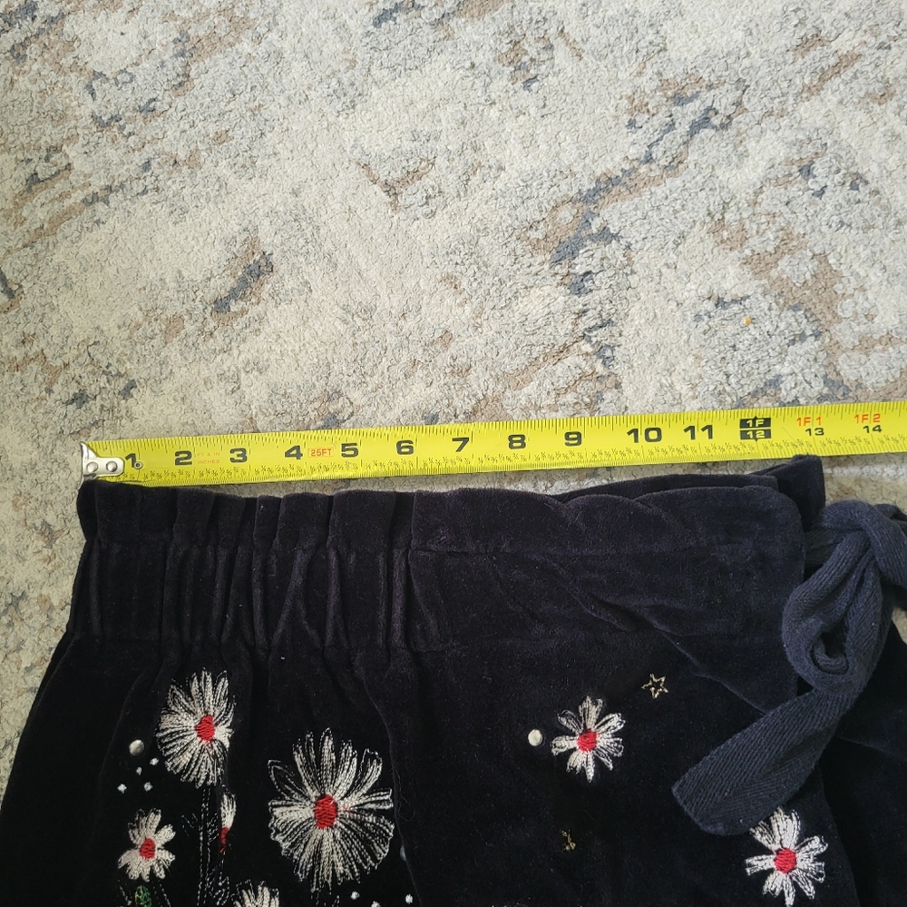Zara Woman Size XS Embroidered Skort Wrap Shorts Black Velvet Face Whimsical - Picture 13 of 14